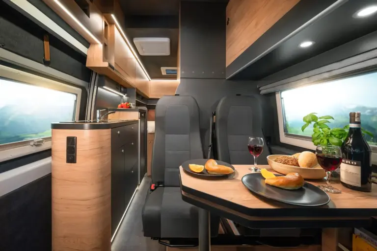 Globe Traveller Voyager Z 07