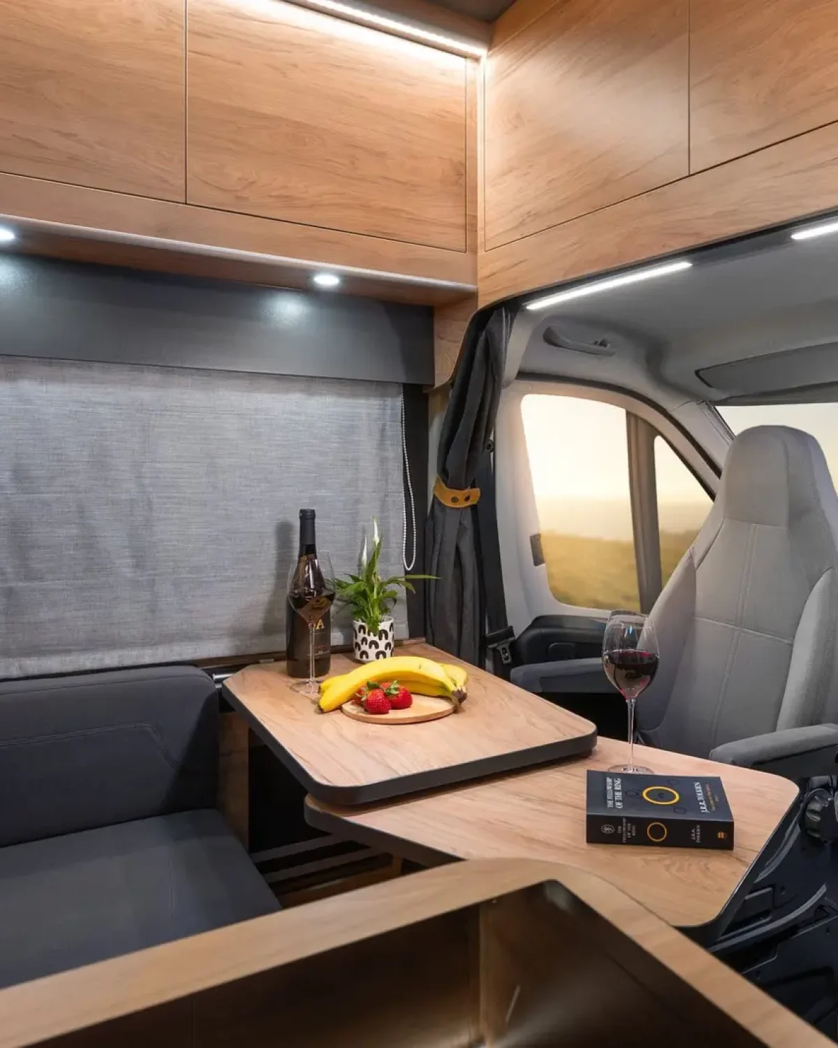 Globe Traveller Explorer Z 06