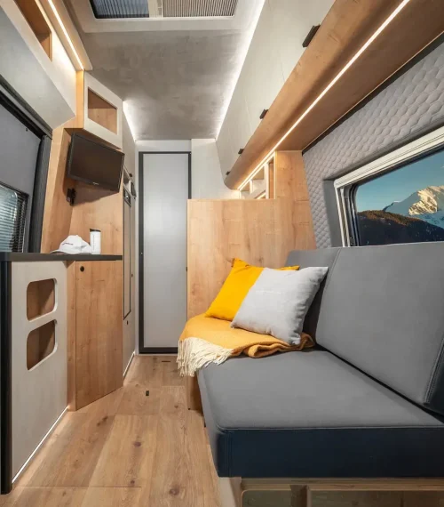 Globe-Traveller Falcon XS Küche